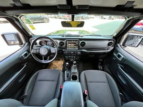 Used 2021 Jeep Wrangler Unlimited Sport image 24