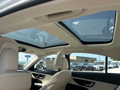 Certified 2025 Mercedes-Benz E 350 4MATIC Sedan w/ Winter Package image 23