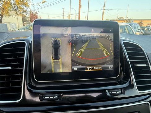 Used 2016 Mercedes-Benz GLE 450 4MATIC Coupe image 22