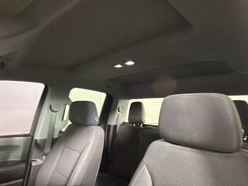 Used 2019 Chevrolet Silverado 1500 Custom w/ Custom Value Package AWD/4WD image 13