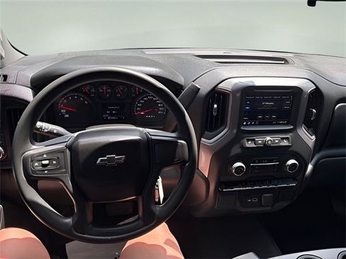 Used 2022 Chevrolet Silverado 1500 Custom Trail Boss image 9