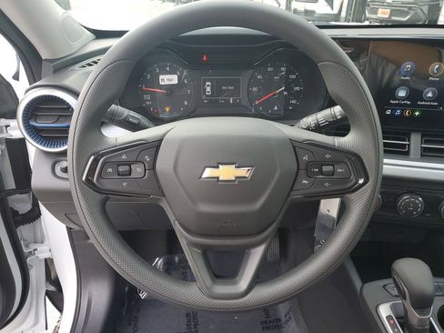 New 2026 Chevrolet Trax LS w/ Driver Confidence Package image 25