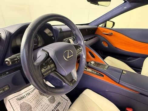Used 2018 Lexus LC 500 Coupe w/ Touring Package RWD image 19