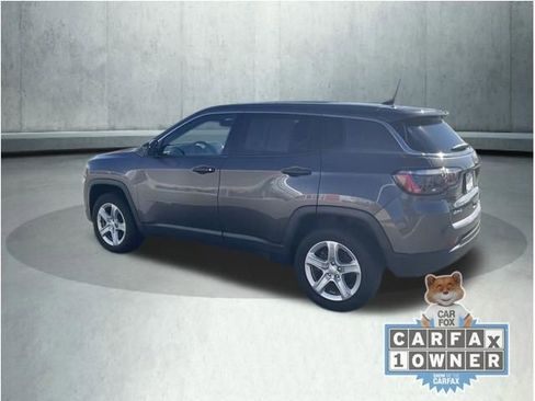 Used 2023 Jeep Compass Sport AWD/4WD image 4