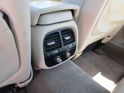Used 2004 Jaguar XJ8 RWD image 19