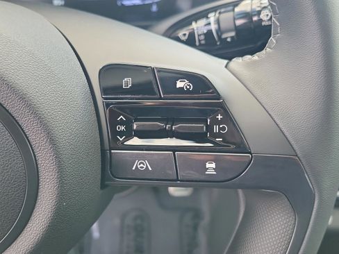 New 2026 Hyundai Elantra SEL Sport image 18