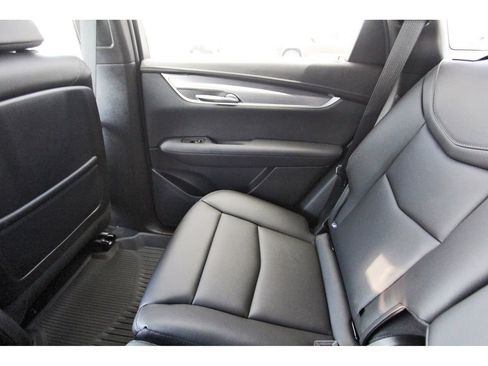 New 2026 Cadillac XT5 Luxury AWD/4WD image 12