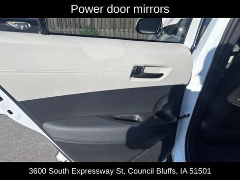 Used 2024 Toyota Corolla Cross LE FWD image 40