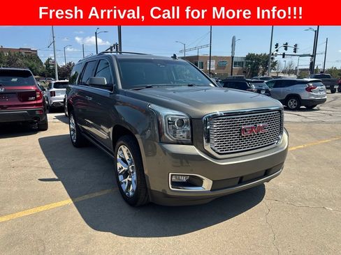 Used 2017 GMC Yukon Denali w/ Open Road Package AWD/4WD image 1