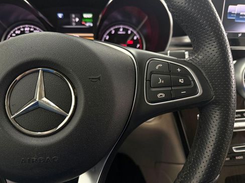 Used 2018 Mercedes-Benz GLC 350e 4MATIC image 26