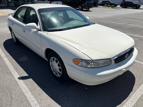 Used 2005 Buick Century Custom FWD image 1