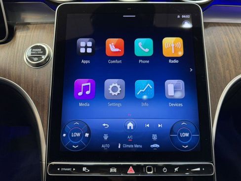 Certified 2025 Mercedes-Benz C 300 4MATIC Sedan image 11