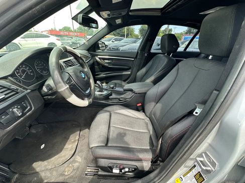 Used 2017 BMW 330i Sedan RWD image 11
