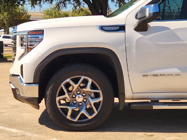 Used 2024 GMC Sierra 1500 SLT AWD/4WD image 5