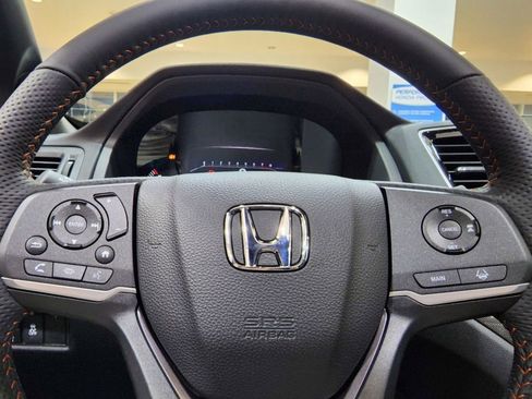 Used 2023 Honda Passport TrailSport image 31
