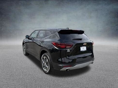 Used 2025 Chevrolet Blazer LT image 8