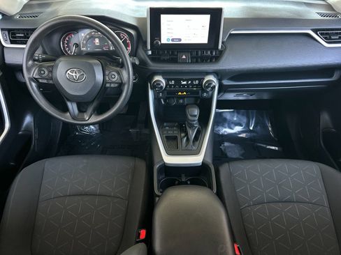 Used 2025 Toyota RAV4 XLE FWD image 12
