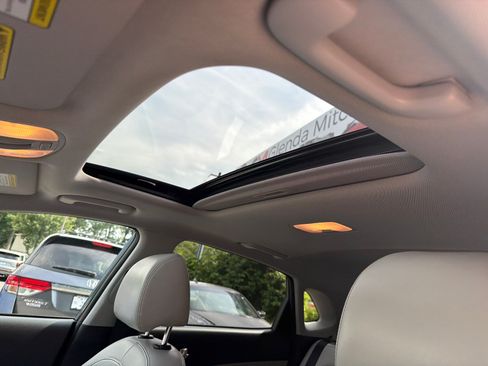 Certified 2022 Hyundai Kona Limited FWD image 34
