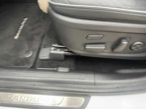 Used 2021 Hyundai Santa Fe Limited w/ Cargo Package image 5