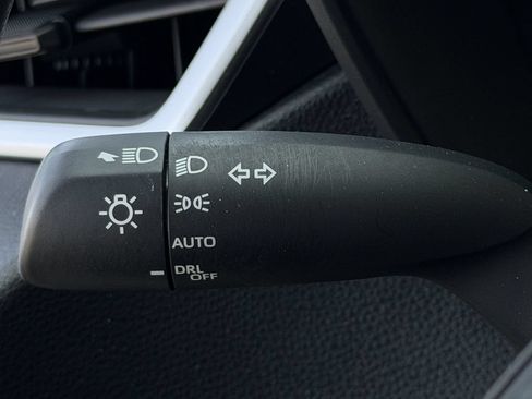 Used 2024 Toyota Corolla LE FWD image 21