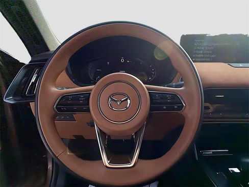 Used 2025 MAZDA CX-70 3.3 Turbo S w/ Premium Plus image 11