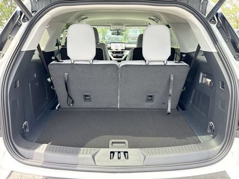 New 2026 Ford Explorer Active w/ Active Comfort Package AWD/4WD image 28