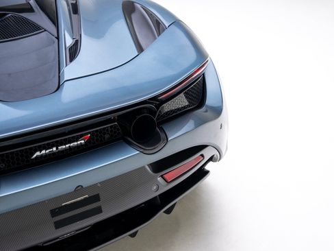 Used 2018 McLaren 720S image 27