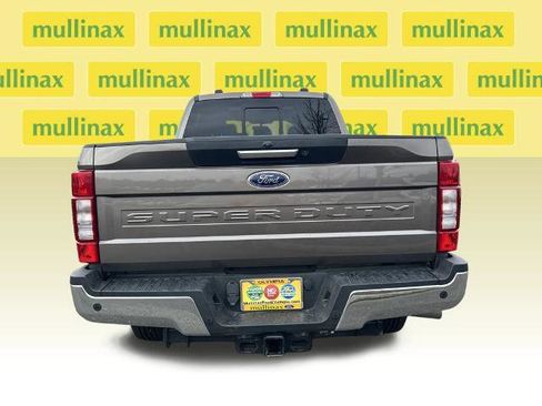 Certified 2020 Ford F350 Lariat image 32