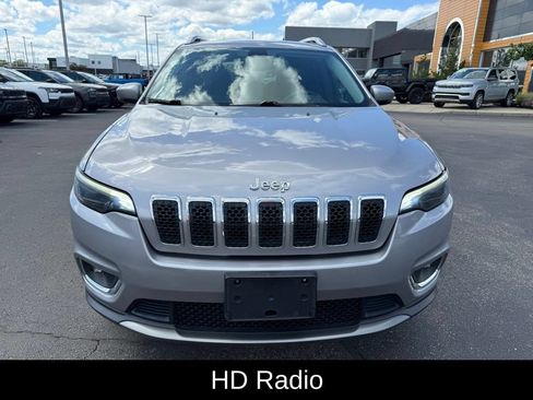 Used 2019 Jeep Cherokee Limited AWD/4WD image 8