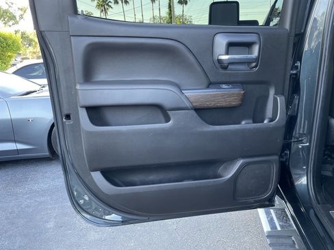 Used 2019 GMC Sierra 2500 Denali w/ Duramax Plus Package image 44