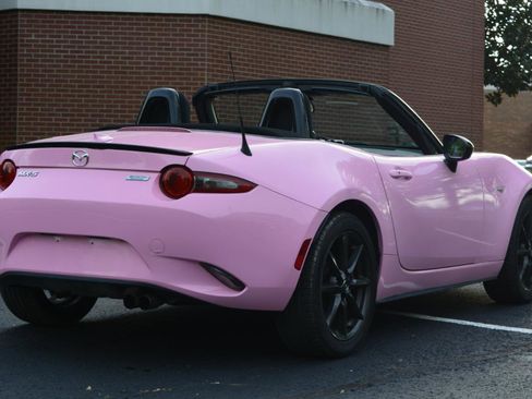 Used 2016 MAZDA MX-5 Miata Club image 5