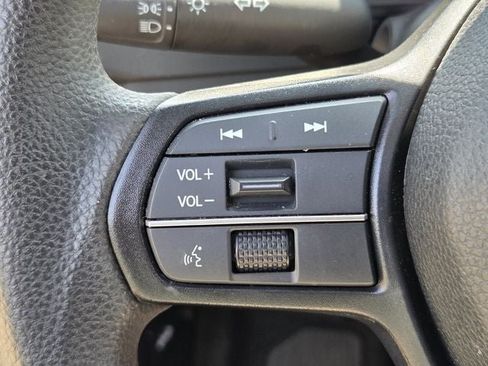 Used 2025 Honda Accord SE image 29