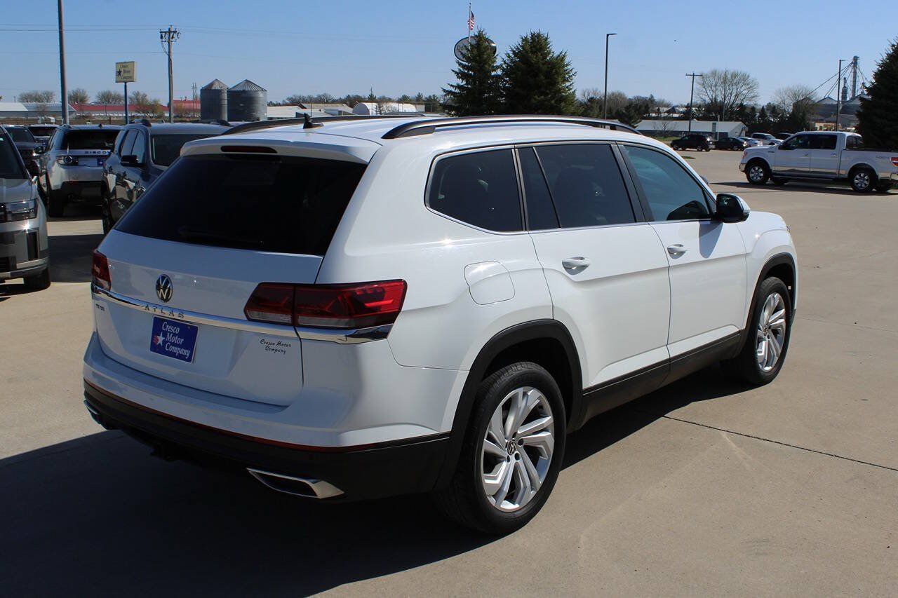 Used 2021 Volkswagen Atlas SE w/ Towing Package FWD image 5
