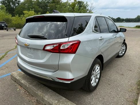 Used 2018 Chevrolet Equinox LT FWD image 5