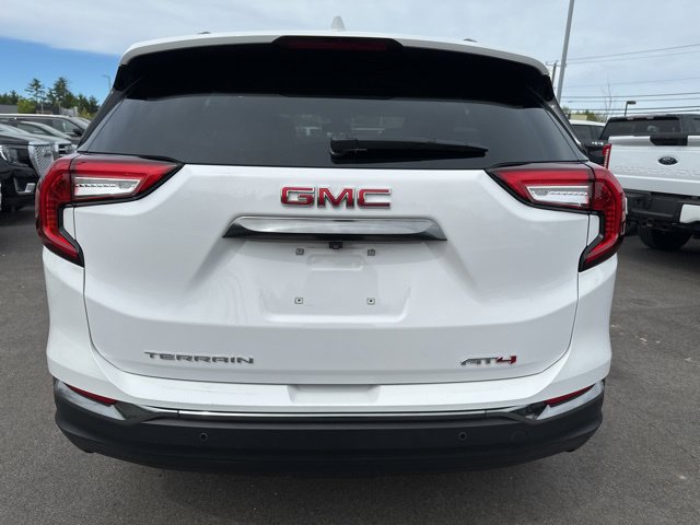Used 2024 GMC Terrain AT4 w/ Infotainment Package II AWD/4WD image 4