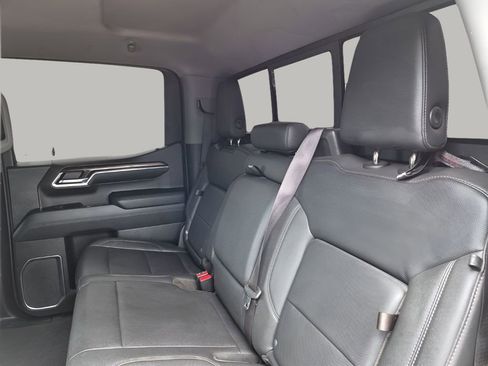 Used 2022 GMC Sierra 1500 SLT w/ SLT Convenience Package AWD/4WD image 19