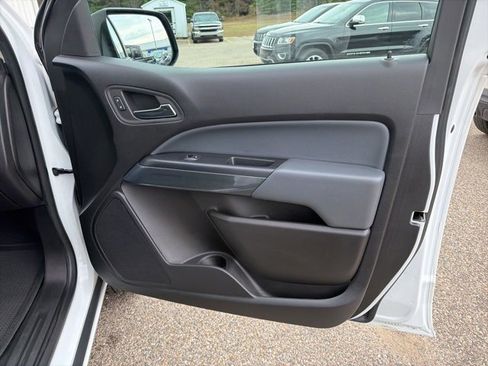 Used 2020 Chevrolet Colorado Z71 image 33