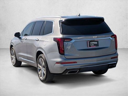 Used 2021 Cadillac XT6 Premium Luxury FWD image 8