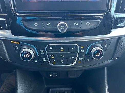 Used 2023 Chevrolet Traverse Premier w/ Redline Edition FWD image 19