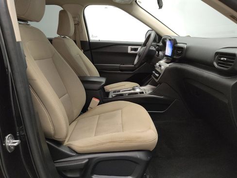 Used 2021 Ford Explorer 2WD image 21