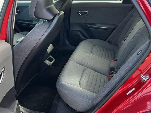 Used 2025 Kia K4 EX image 7