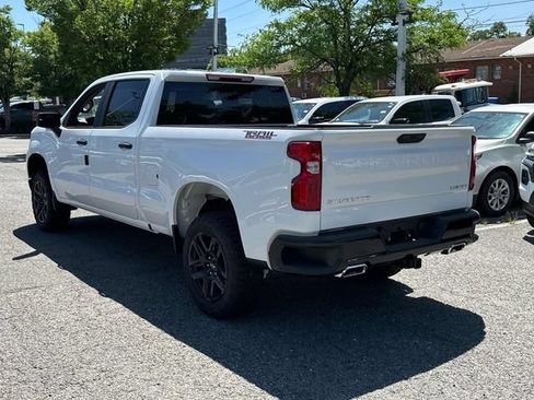 New 2026 Chevrolet Silverado 1500 Custom Trail Boss w/ LPO, Dark Essentials Package AWD/4WD image 4