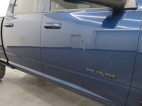 Used 2022 RAM 2500 Big Horn w/ Level C Equiment Group AWD/4WD image 23