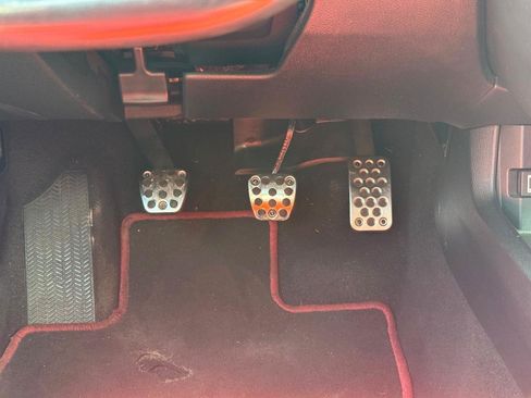 Used 2018 Honda Civic Type R image 24