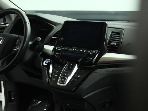 Used 2021 Honda Odyssey Touring image 59