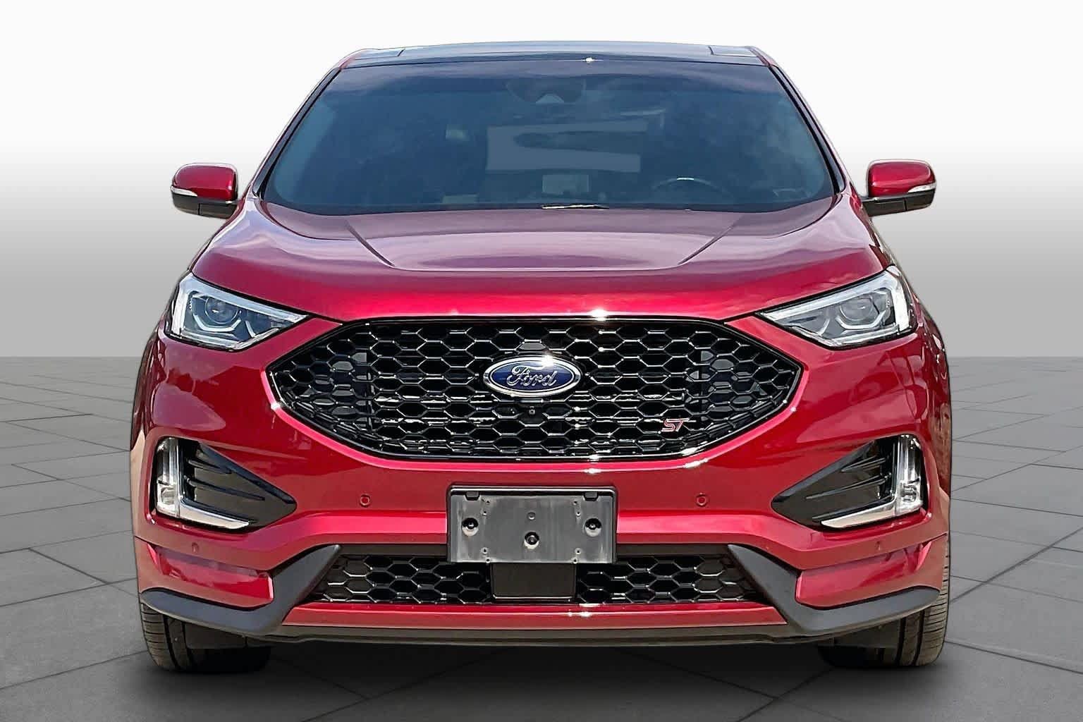 Used 2019 Ford Edge ST w/ Equipment Group 401A AWD/4WD image 4