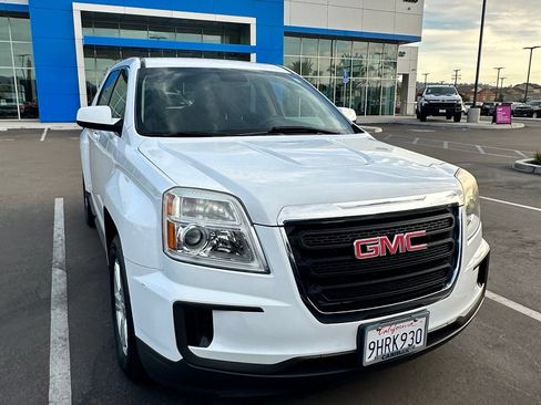 Used 2016 GMC Terrain SLE FWD image 1