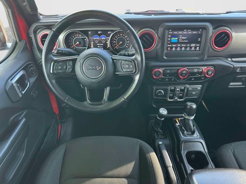 Used 2018 Jeep Wrangler Unlimited Sport S AWD/4WD image 8