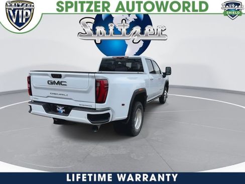 New 2026 GMC Sierra 3500 Denali Ultimate w/ LPO, Black Badging Package AWD/4WD image 9