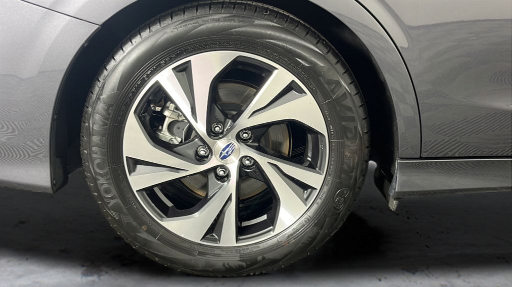 Used 2025 Subaru Legacy Premium AWD/4WD image 40